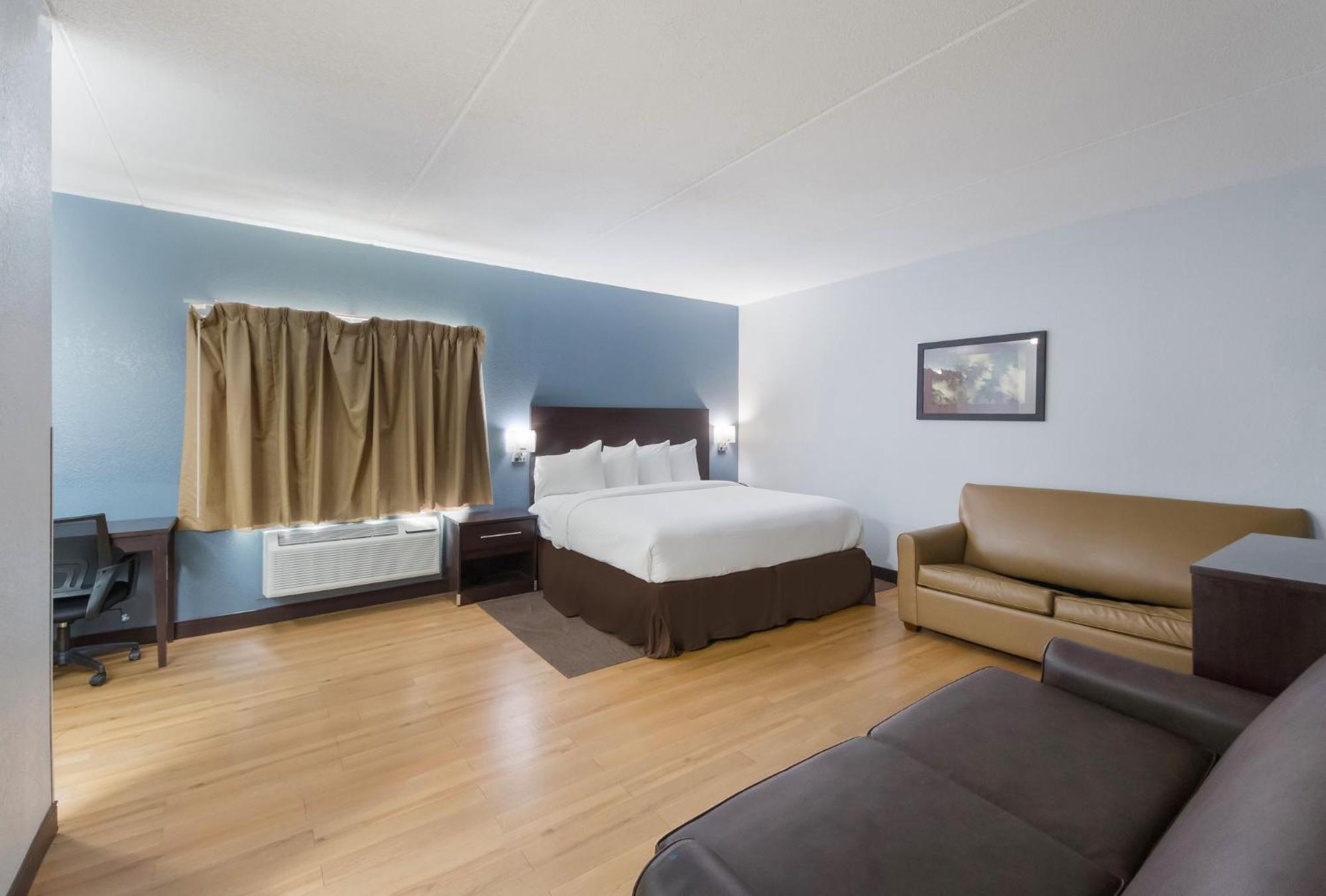 Hometowne Studios By Red Roof San Antonio - Seaworld Northwest Экстерьер фото