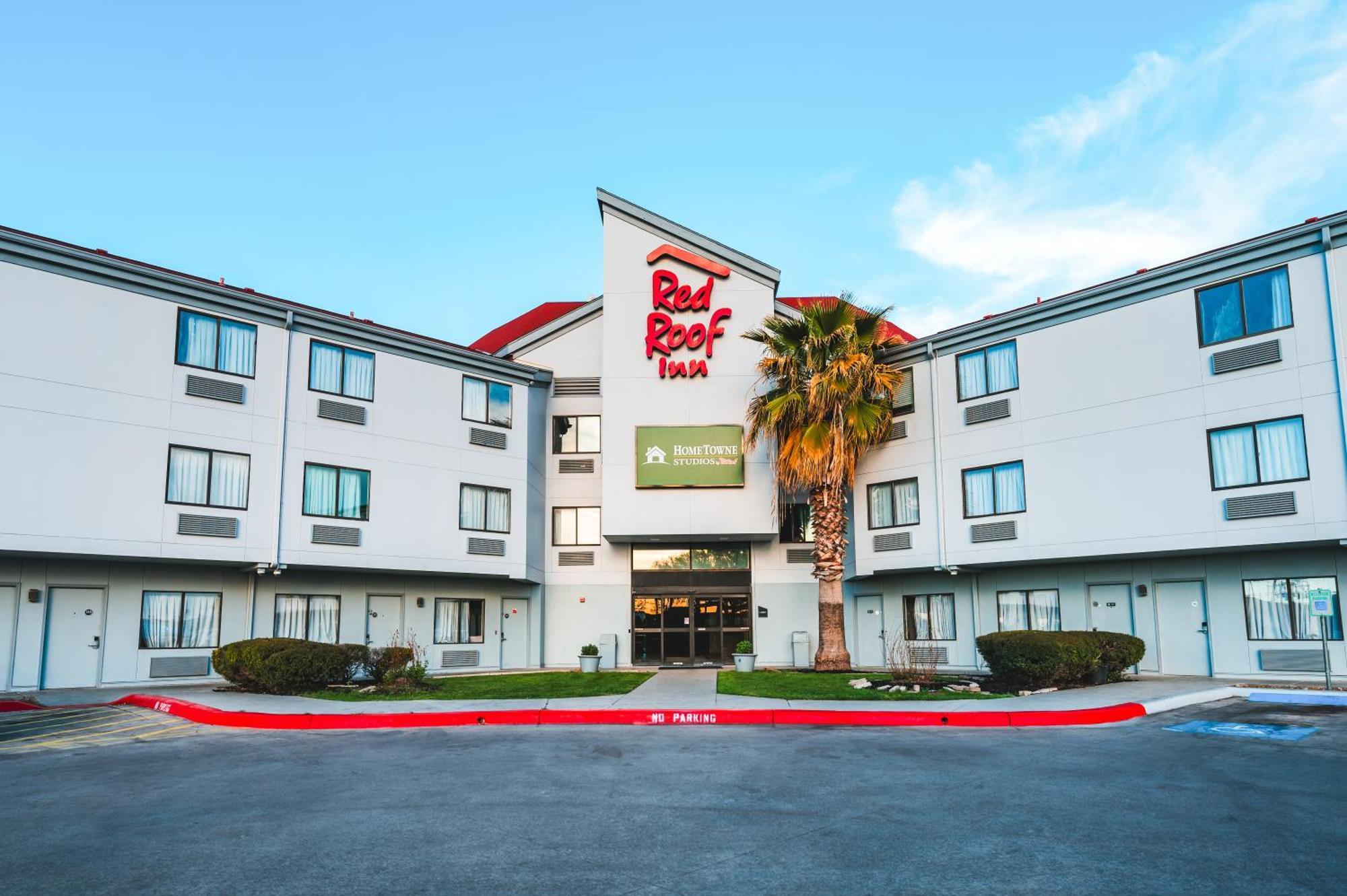 Hometowne Studios By Red Roof San Antonio - Seaworld Northwest Экстерьер фото